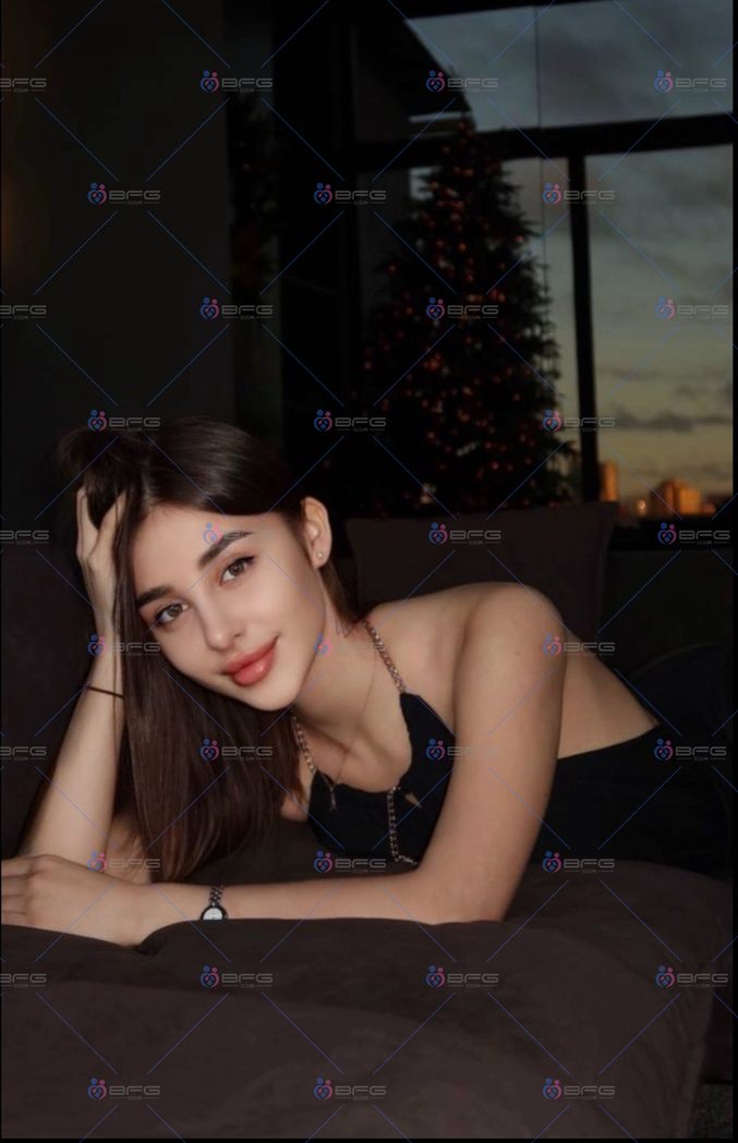 阿索尔侧影